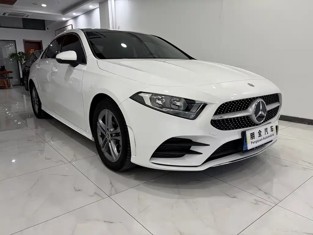 Mercedes-Benz A-Class — фото 9