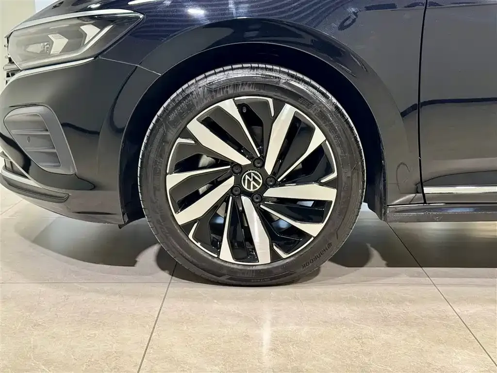 Volkswagen Passat — фото 2