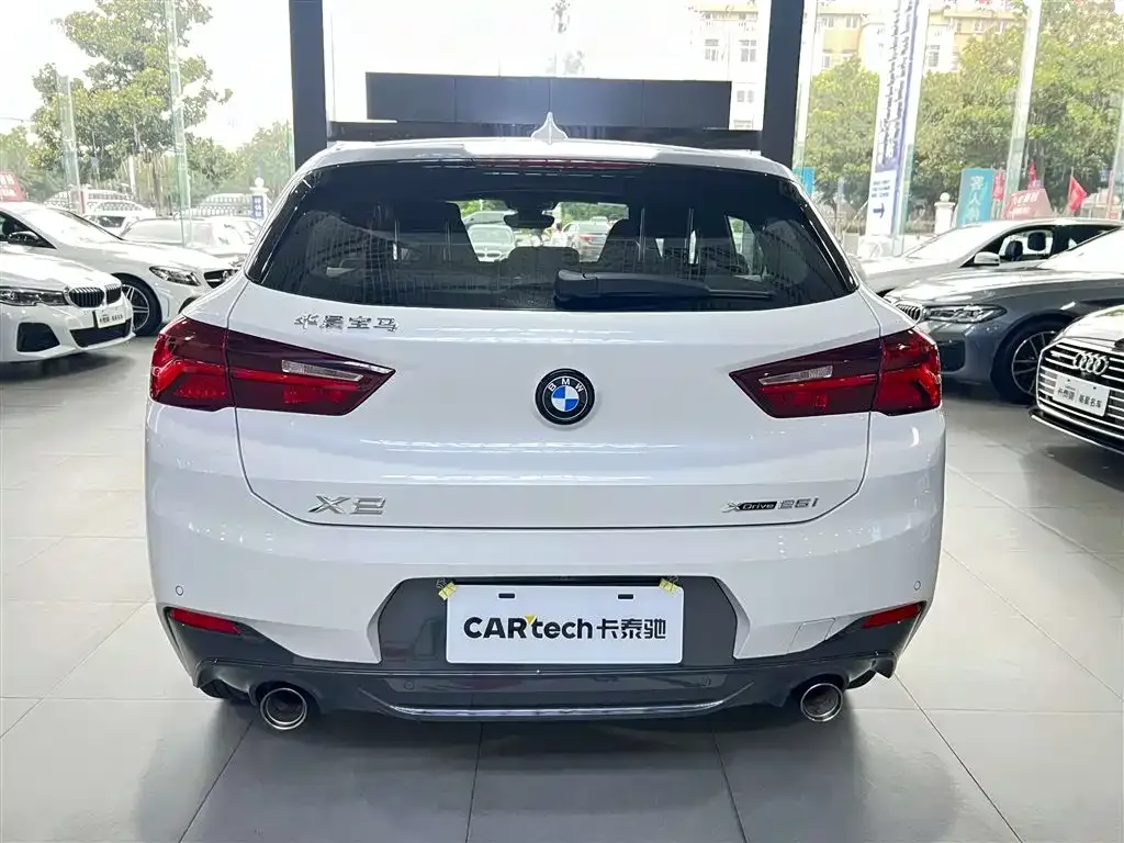 BMW X2 — фото 10