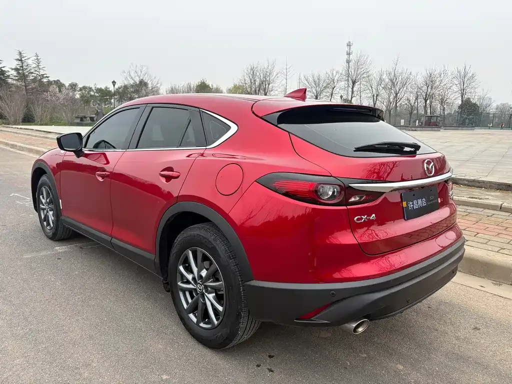 Mazda CX-4 — фото 8