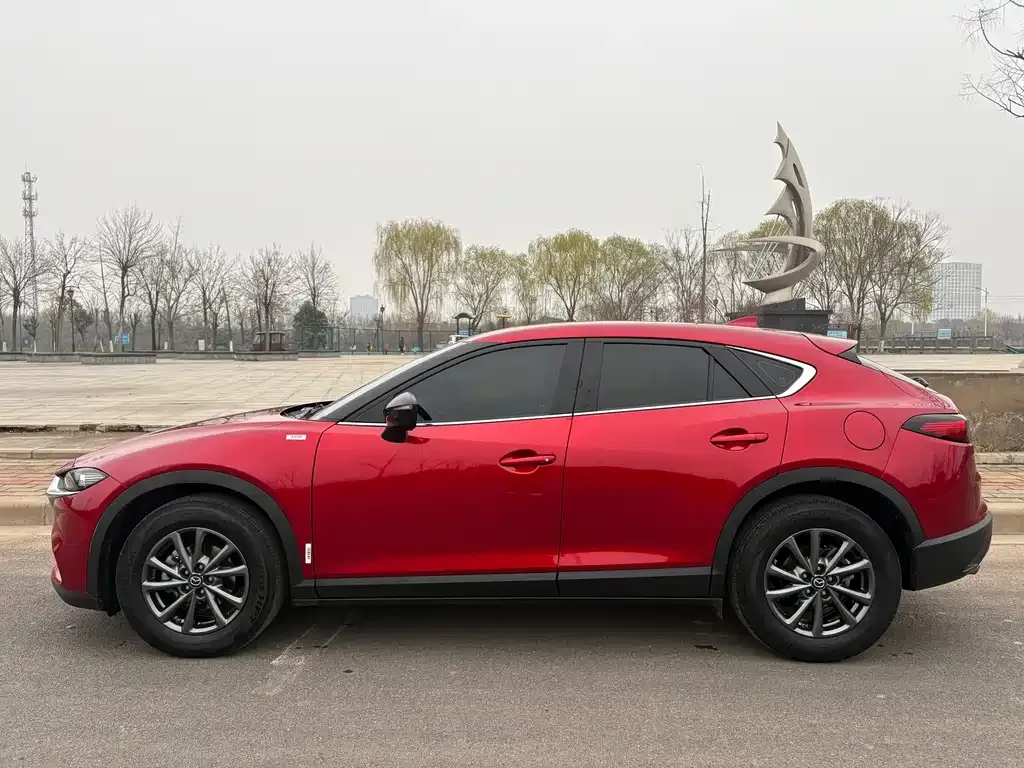 Mazda CX-4 — фото 9