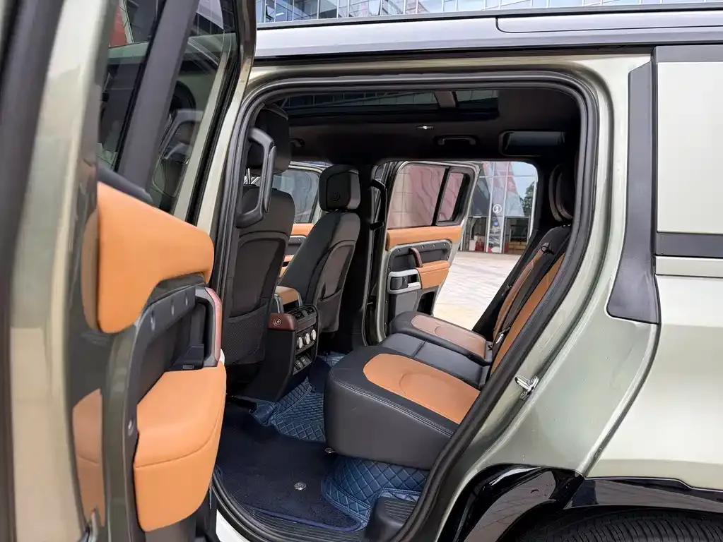 Land Rover Defender — фото 3