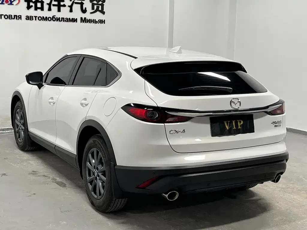 Mazda CX-4 — фото 9