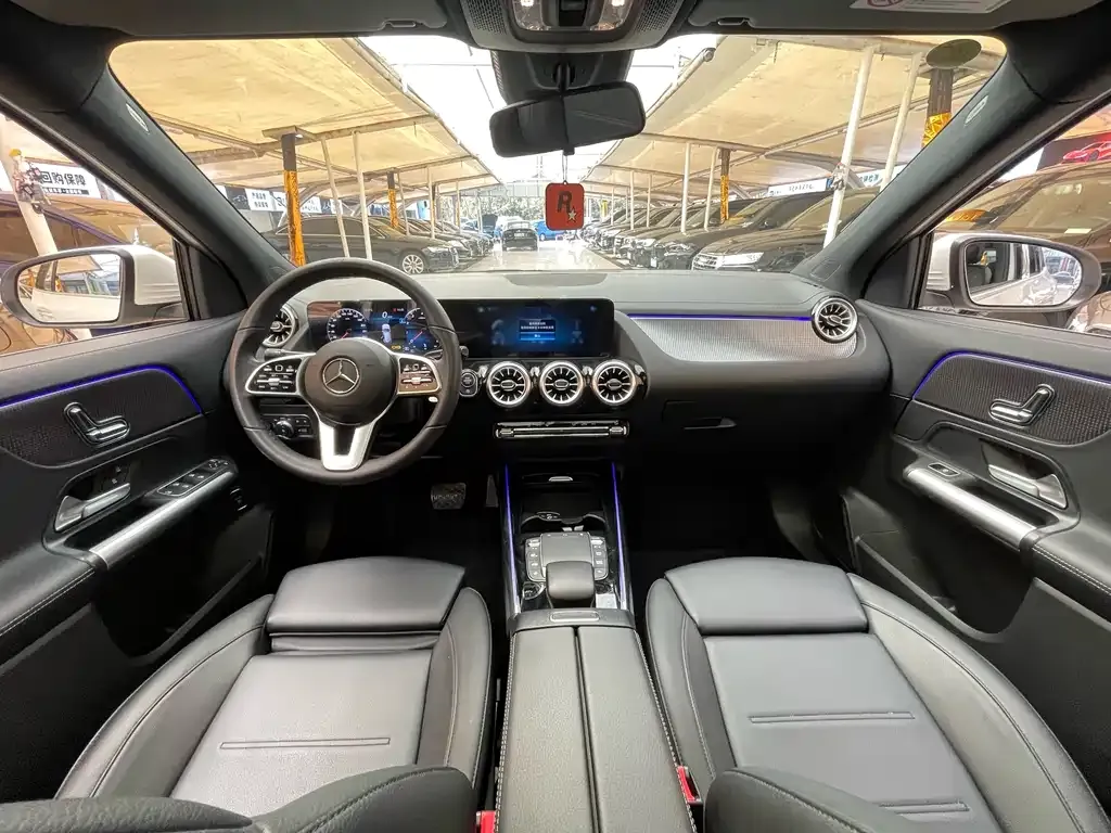 Mercedes-Benz GLA — фото 7