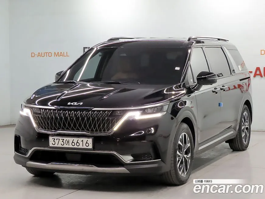 Kia Carnival — фото 1