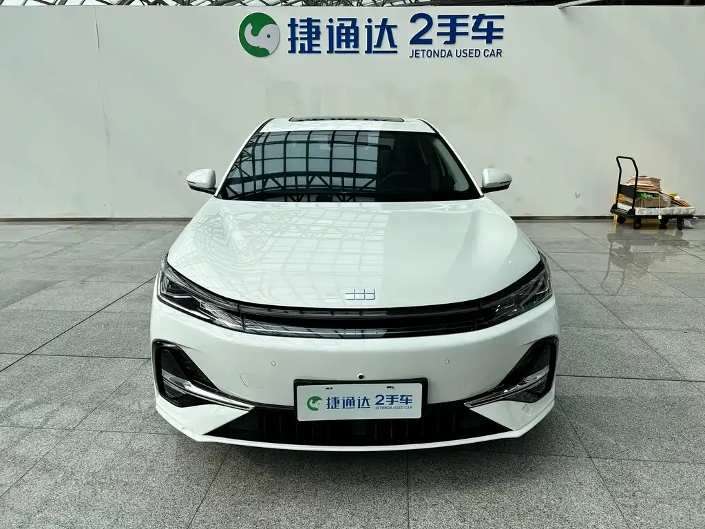 Geely Galaxy A7 — фото 5