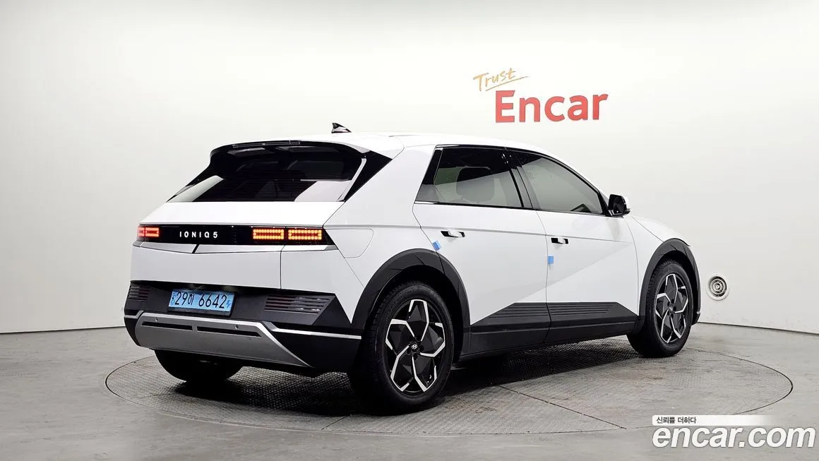 Hyundai Ioniq5 — фото 3