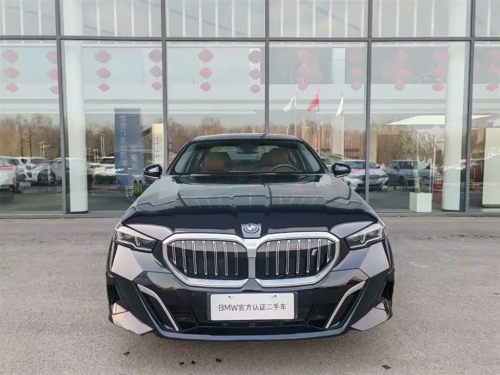 BMW i5 — фото 4