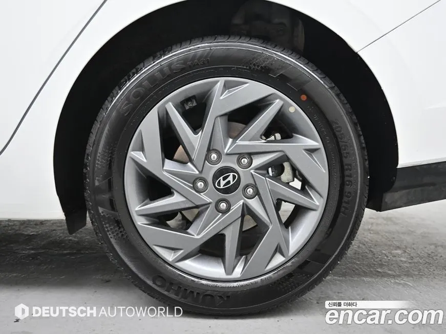Hyundai AVANTE — фото 10