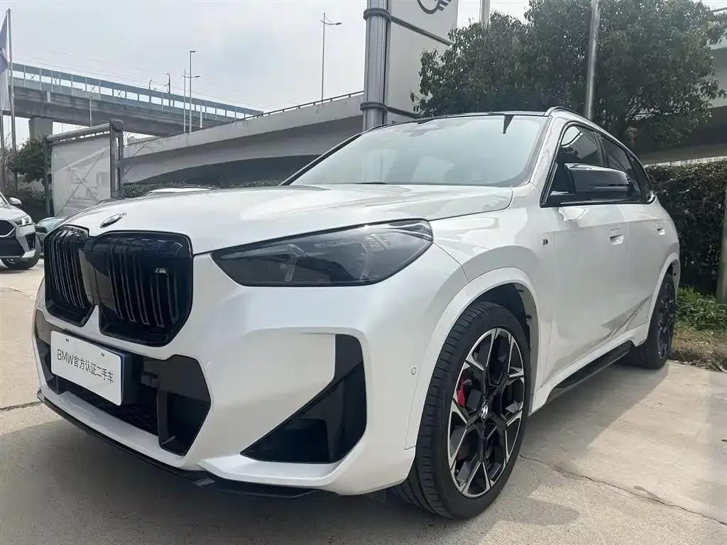 BMW X1 M35Li — фото 1