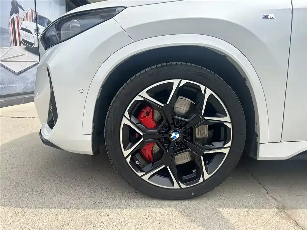 BMW X1 M35Li — фото 5