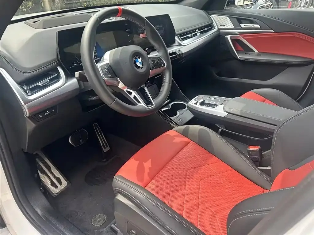 BMW X1 M35Li — фото 10