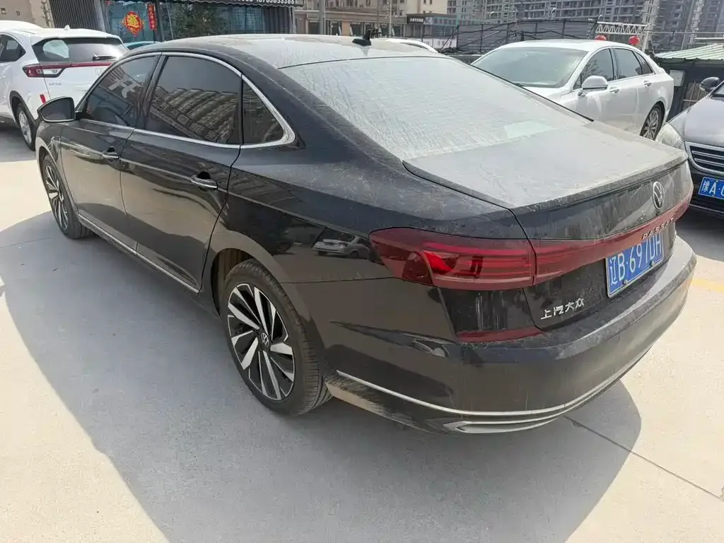 Volkswagen Passat — фото 2