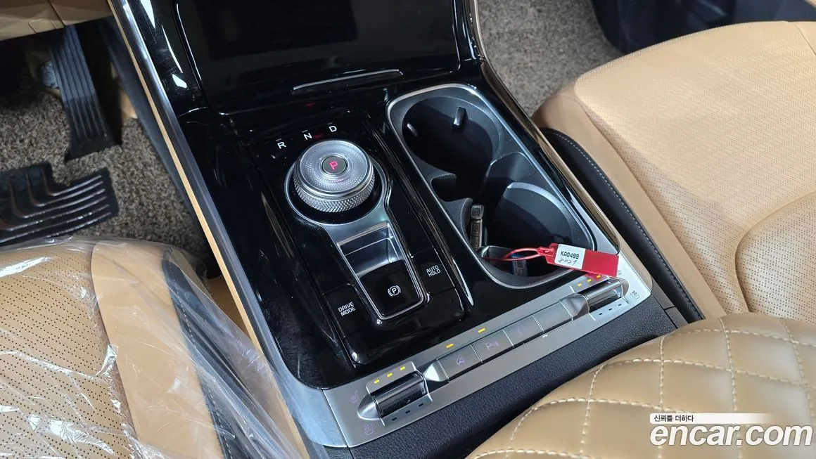 Kia Carnival — фото 10