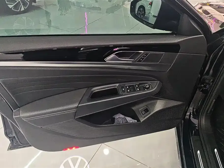 Volkswagen Passat — фото 4