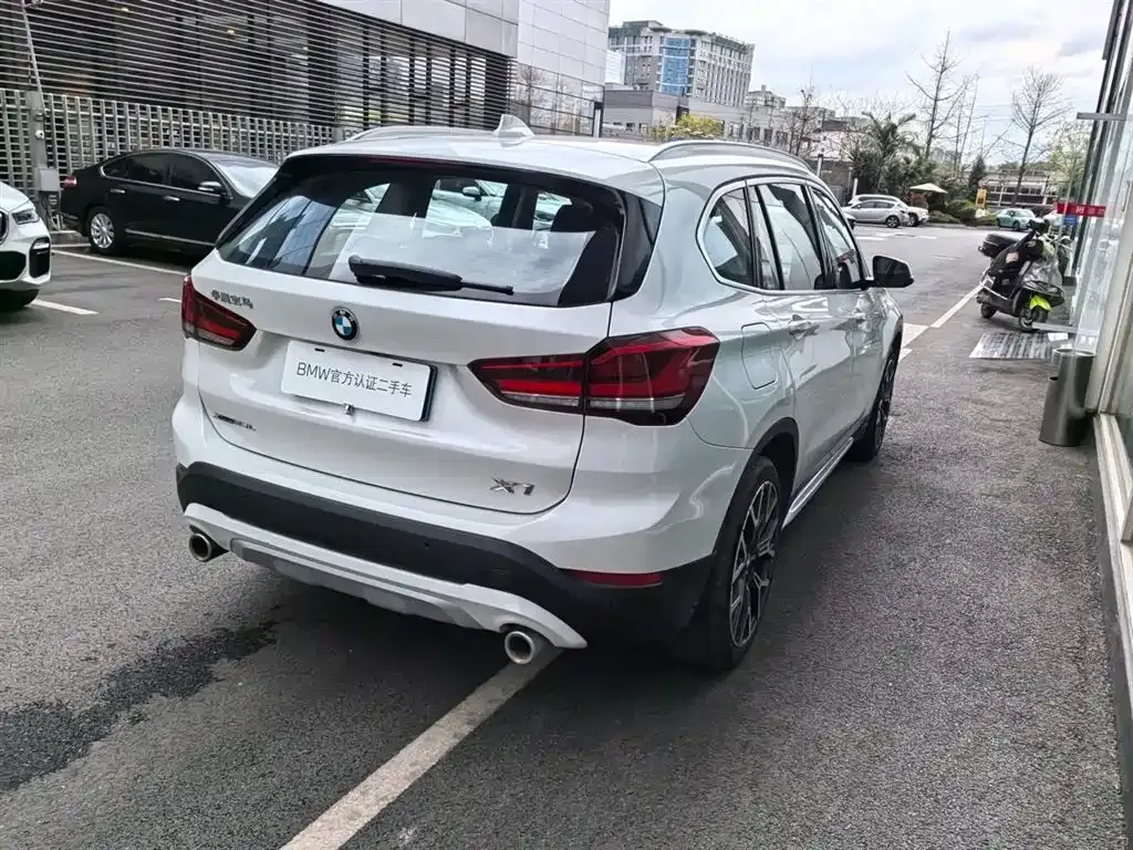 BMW X1 — фото 4