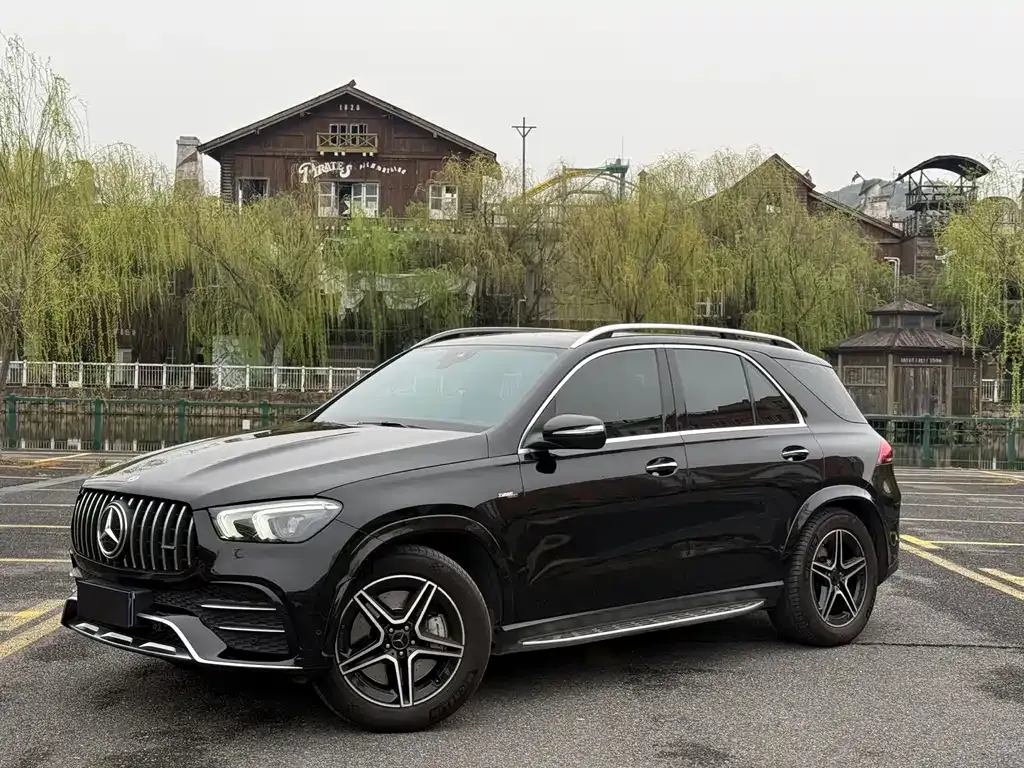 Mercedes-Benz GLE AMG — фото 1