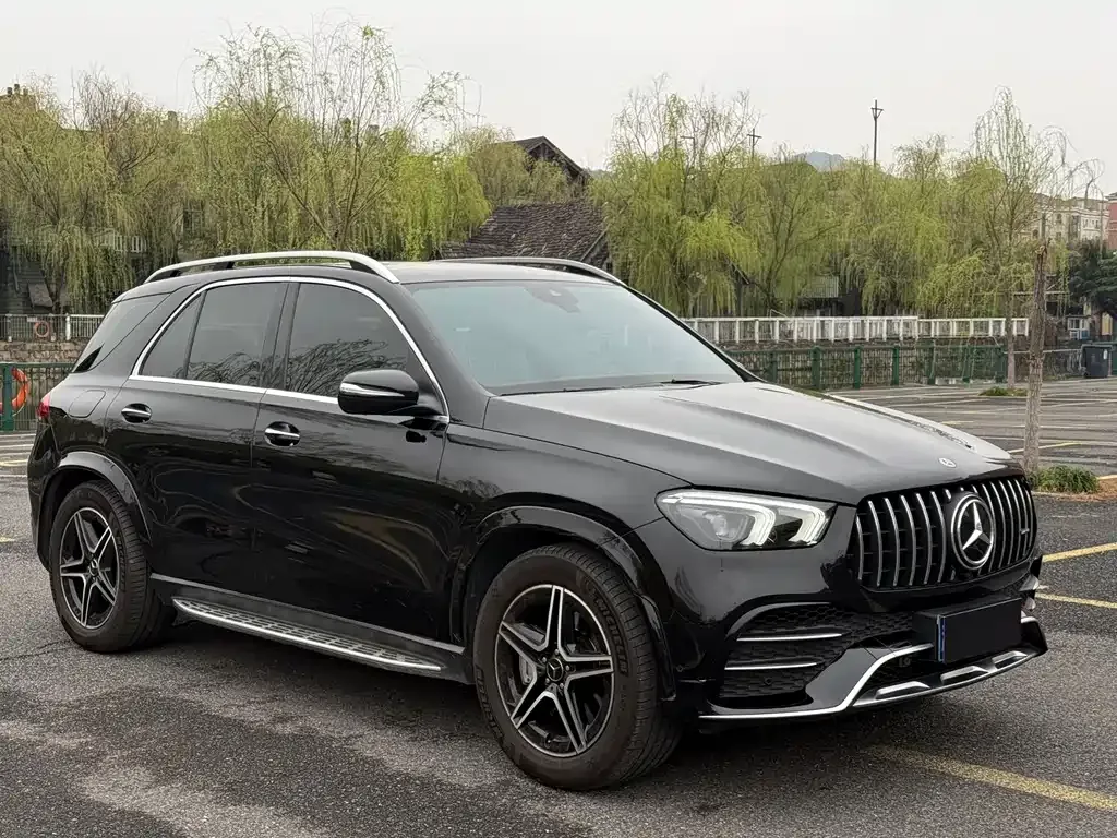 Mercedes-Benz GLE AMG — фото 9