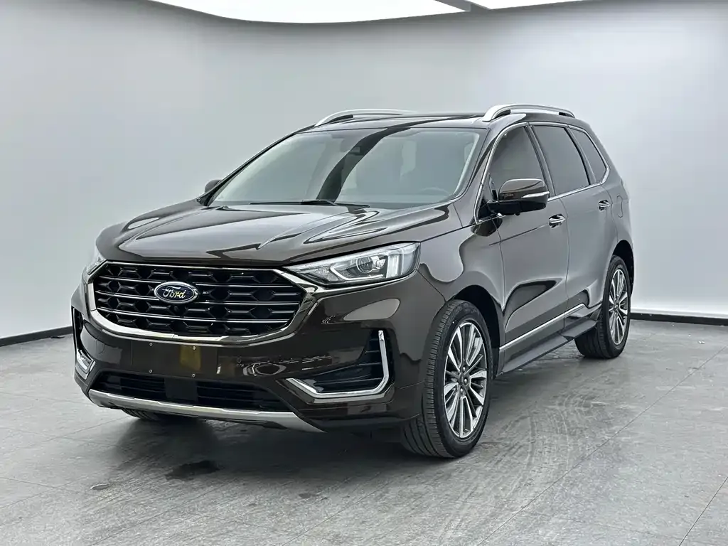 Ford Edge — фото 1