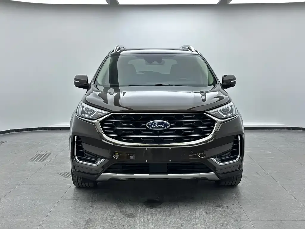Ford Edge — фото 4