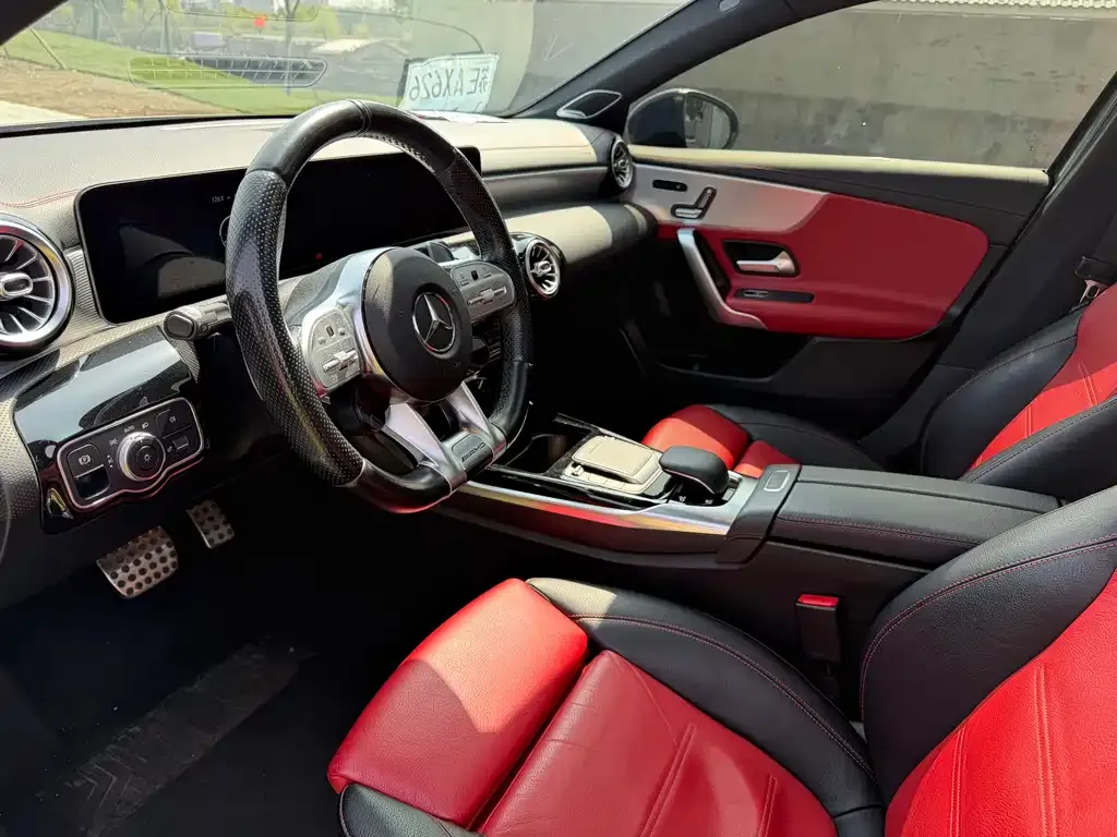 Mercedes-Benz A-Class AMG — фото 5