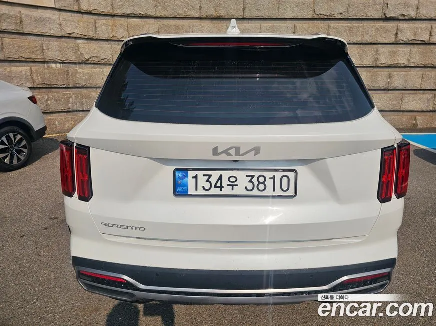 Kia Sorento — фото 8