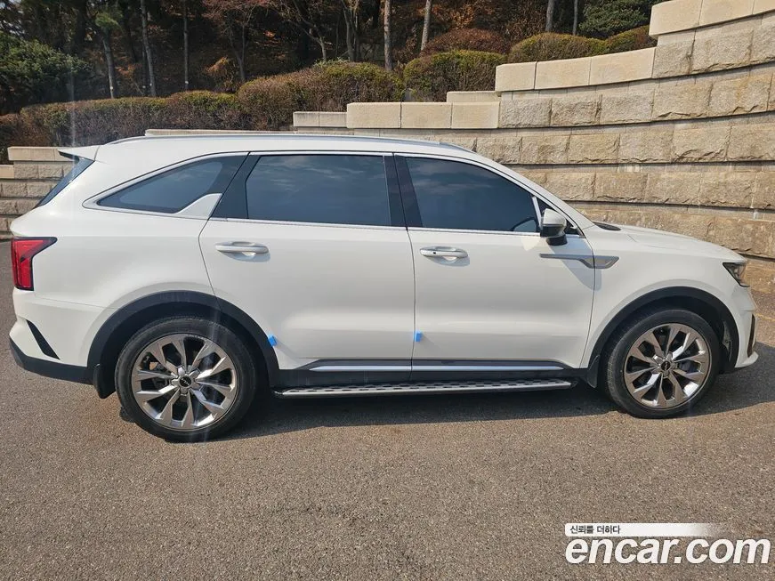 Kia Sorento — фото 7