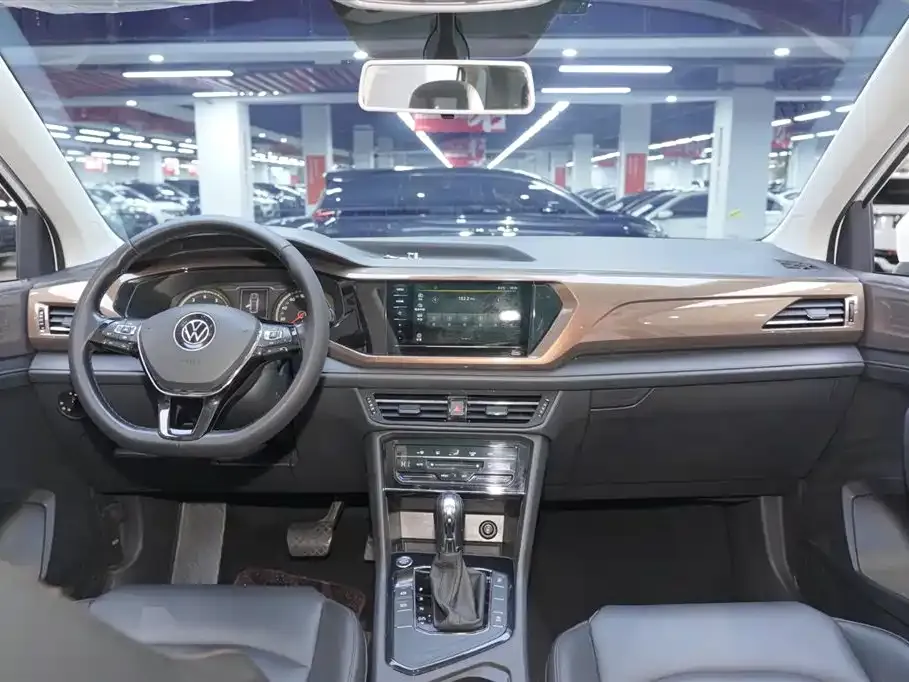 Volkswagen Tharu — фото 10