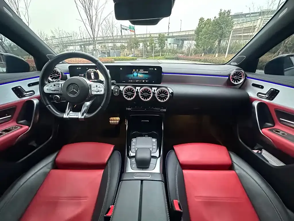 Mercedes-Benz A-Class AMG — фото 5