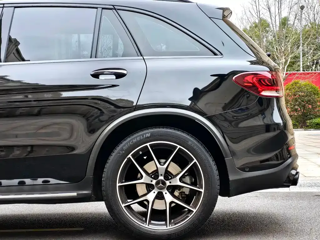 Mercedes-Benz GLC AMG — фото 4