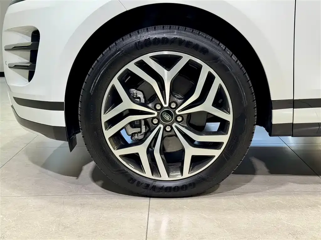 Land Rover Evoque — фото 8