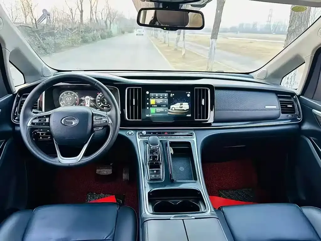 GAC Motor Trumpchi M8 — фото 4