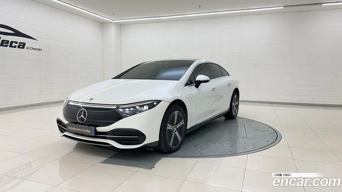 Mercedes-Benz EQS — фото 1