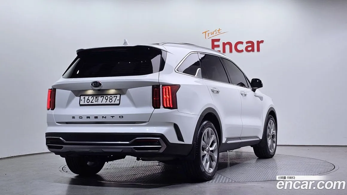 Kia Sorento — фото 2