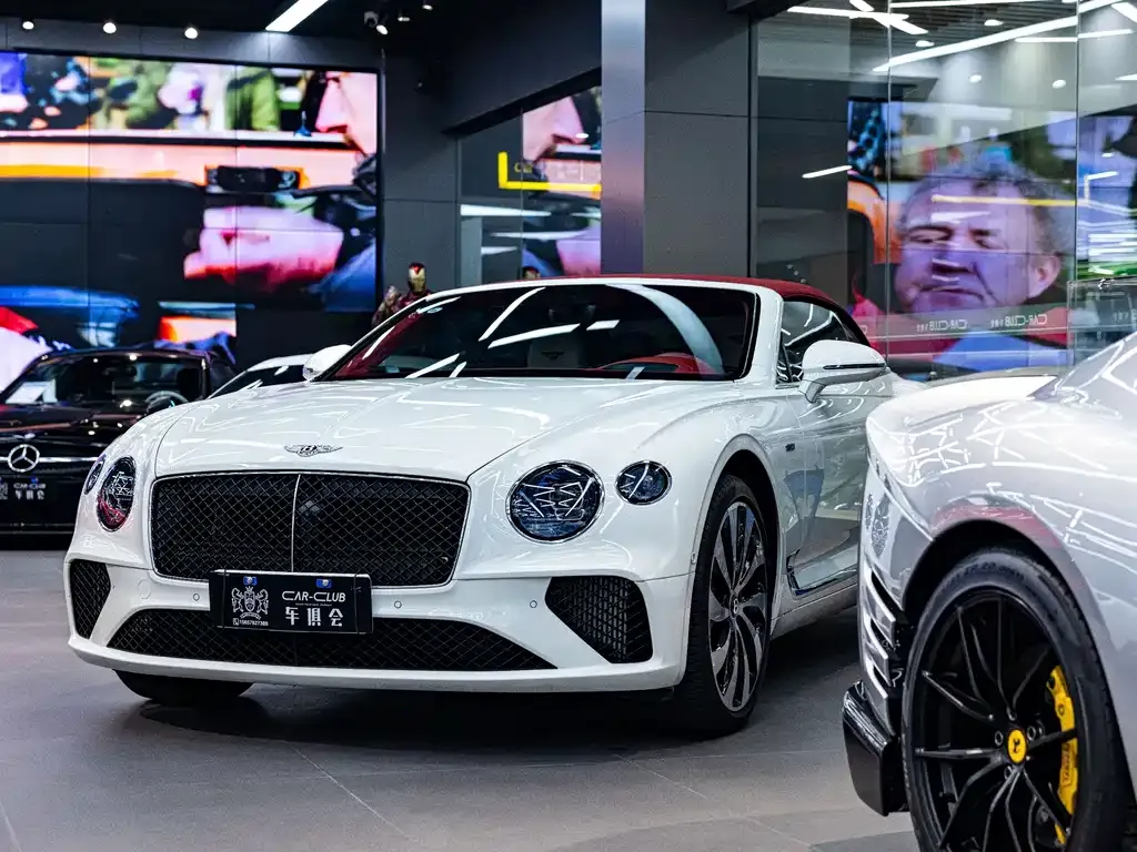 Bentley Continental — фото 1