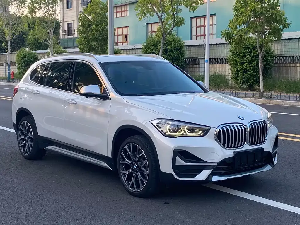 BMW X1 — фото 4
