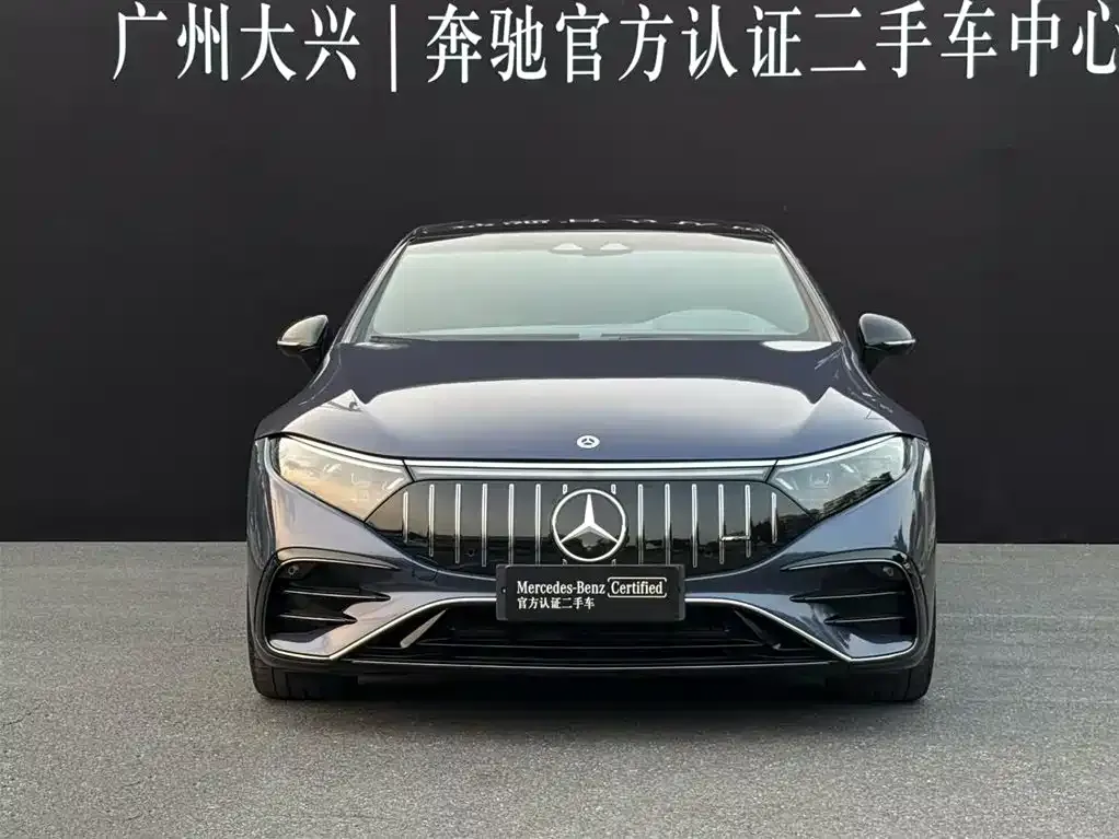Mercedes-Benz EQS AMG — фото 7