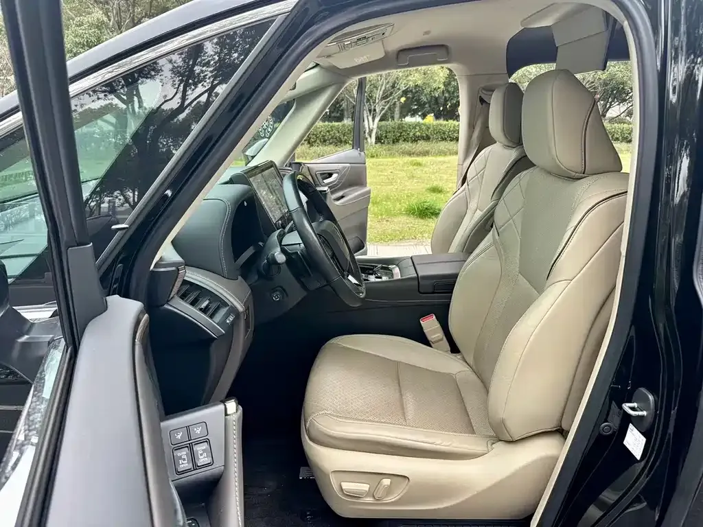 Toyota Vellfire — фото 9