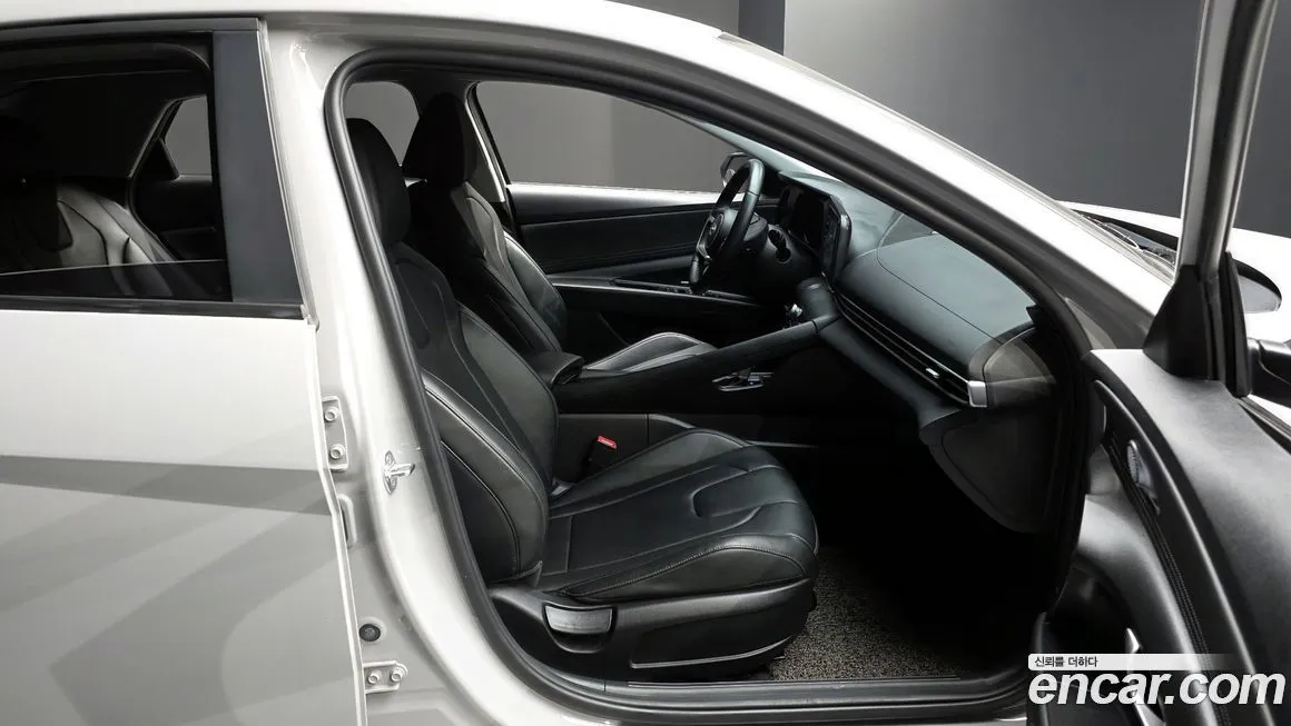 Hyundai AVANTE — фото 2