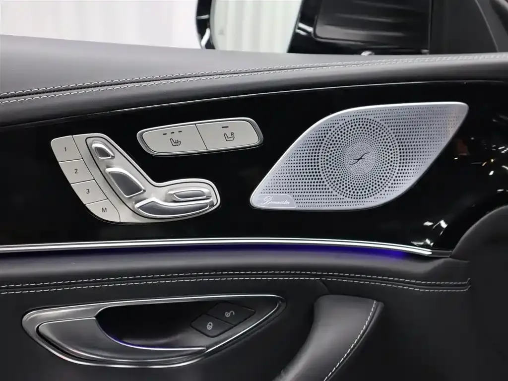 Mercedes-Benz AMG GT — фото 10