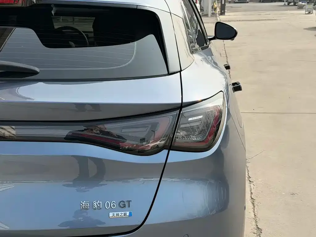 BYD Seal 06GT — фото 7