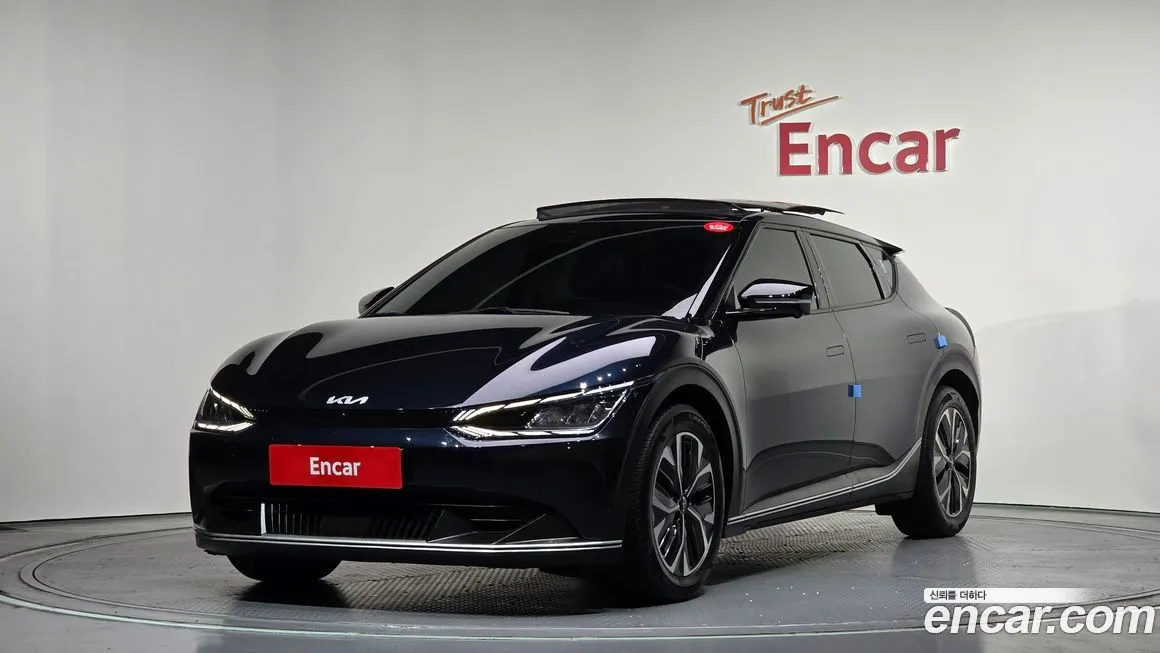 Kia EV6 — фото 1