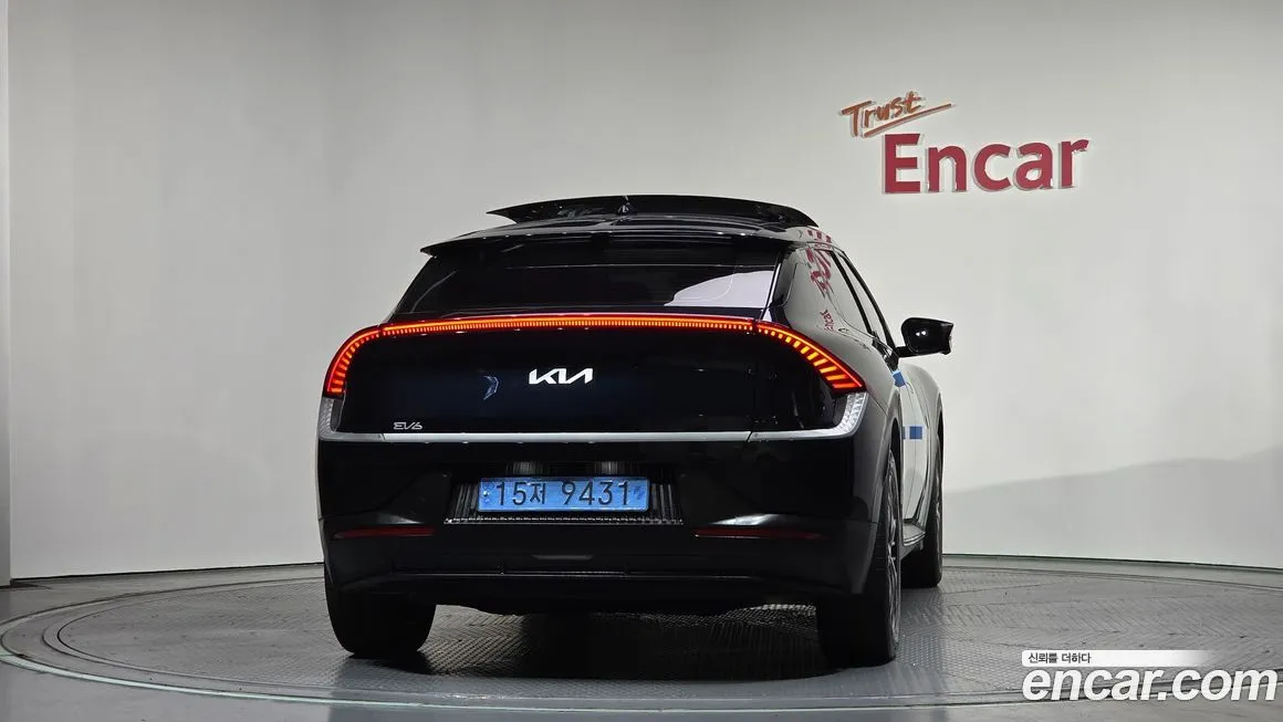 Kia EV6 — фото 5