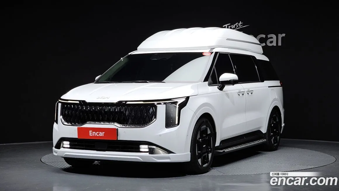 Kia Carnival — фото 1