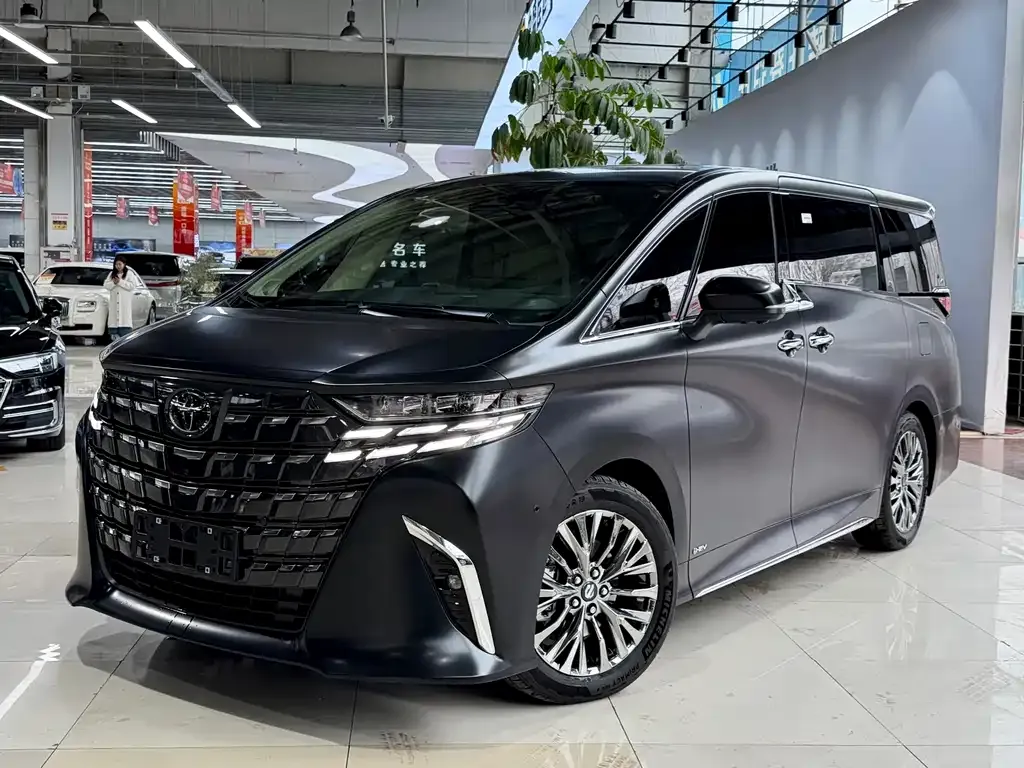 Toyota Alphard — фото 5