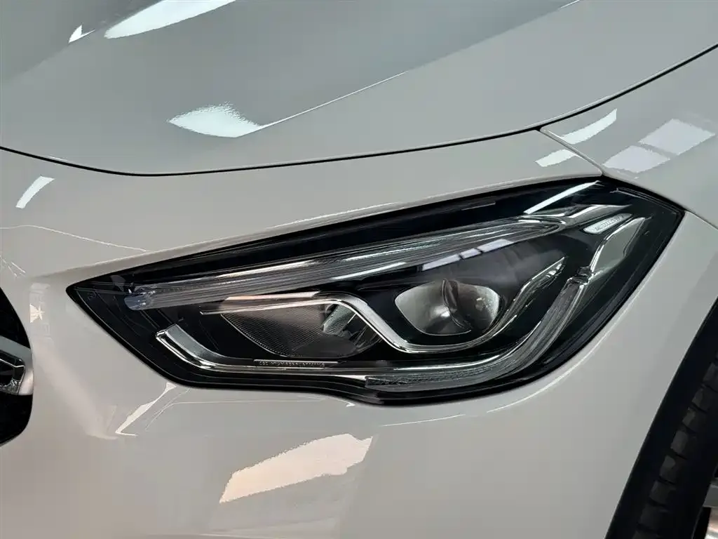 Mercedes-Benz GLA — фото 7