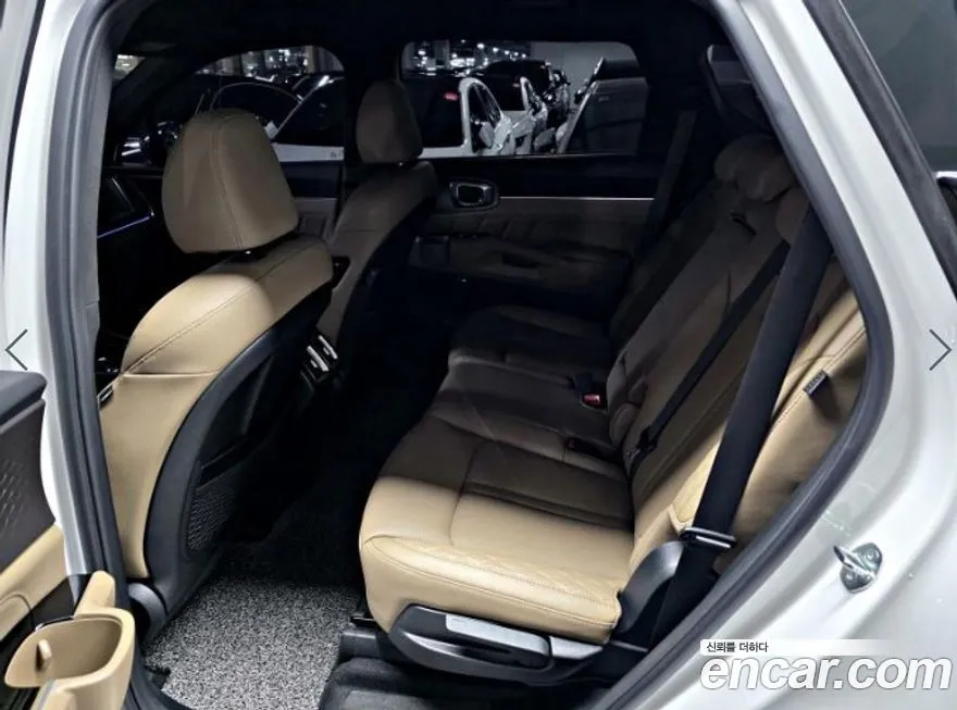 Kia Sorento — фото 7