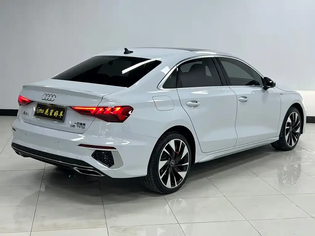 Audi A3 — фото 7