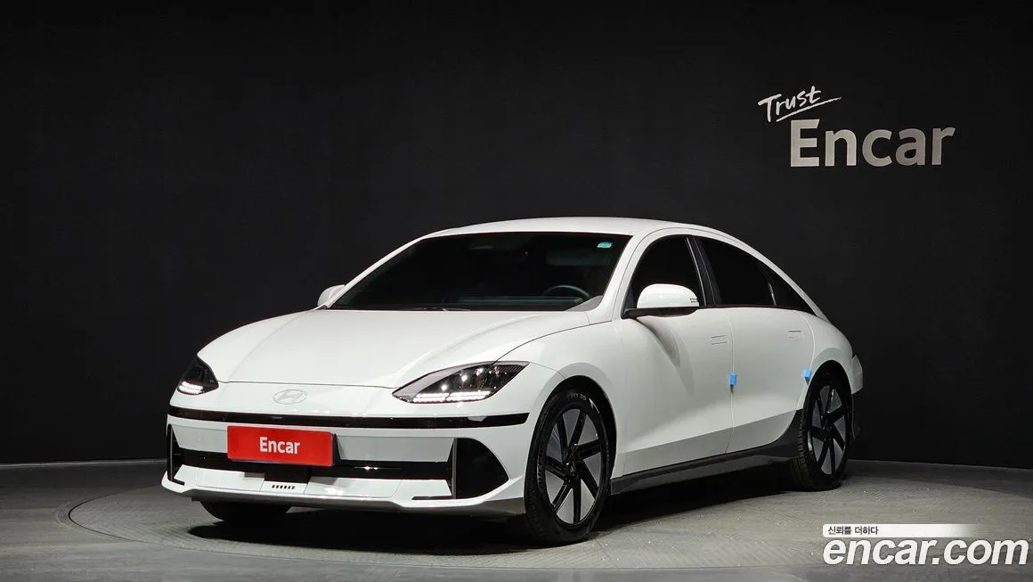Hyundai Ioniq6 — фото 1