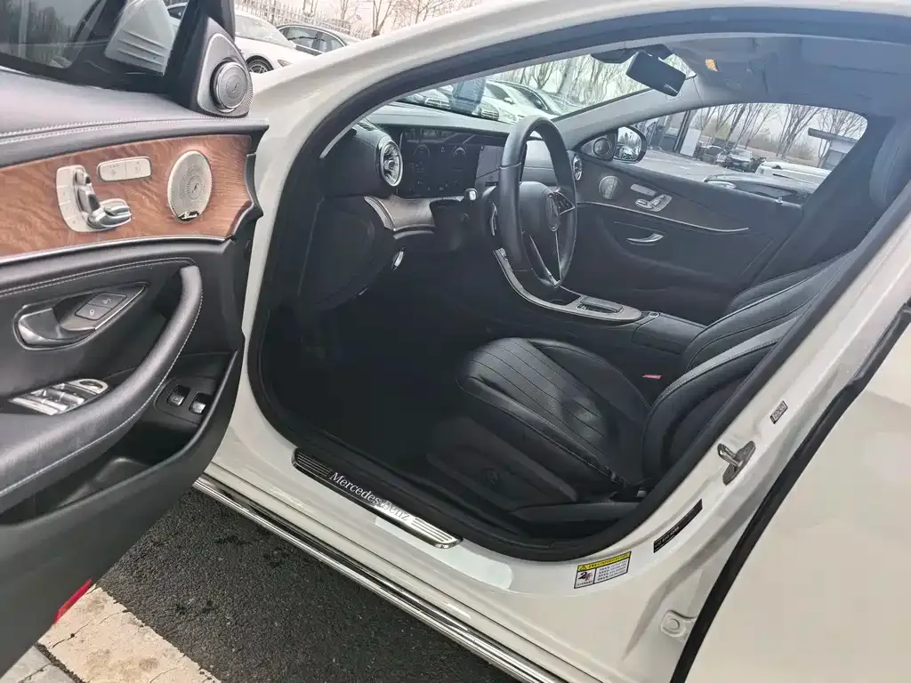 Mercedes-Benz E-Class New Energy — фото 4